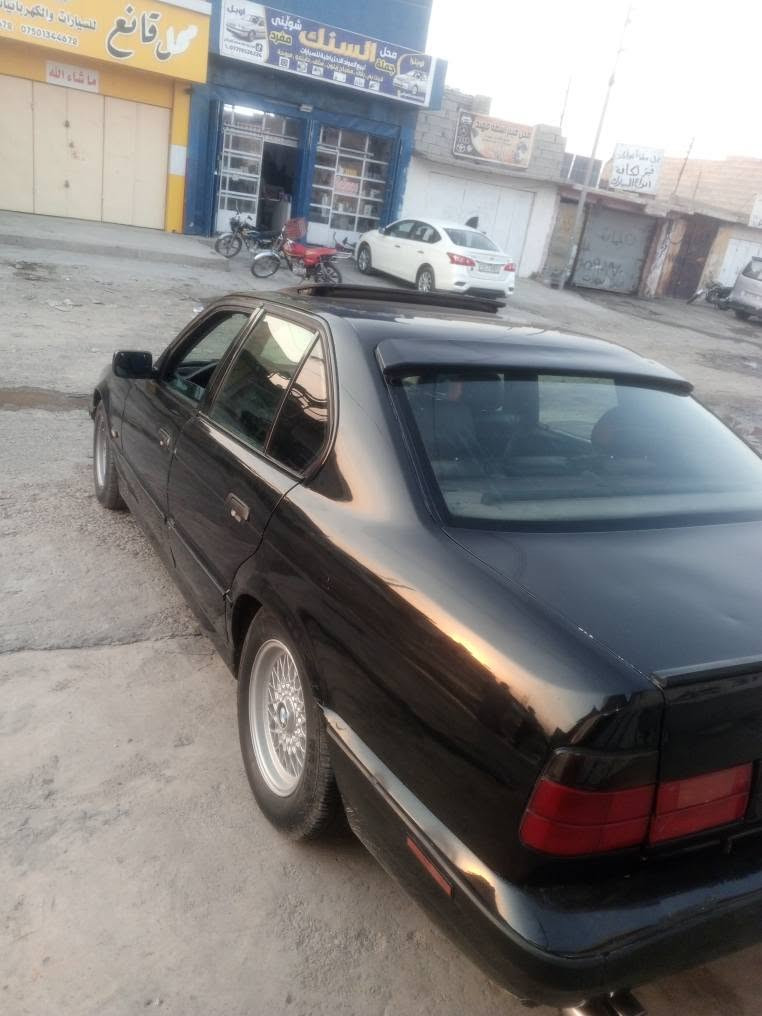للبيع بيئم موديل 91 كير عادي تبريد تلج سقف سلايت داخل جلد بجم عريض ويل حسير 4تاير جديد رقم سليماني جديد سنويه جديدايرباك  بيه كابون بانزين اي استفسار اتصل عل رقم  *********** كركوك, العراق
