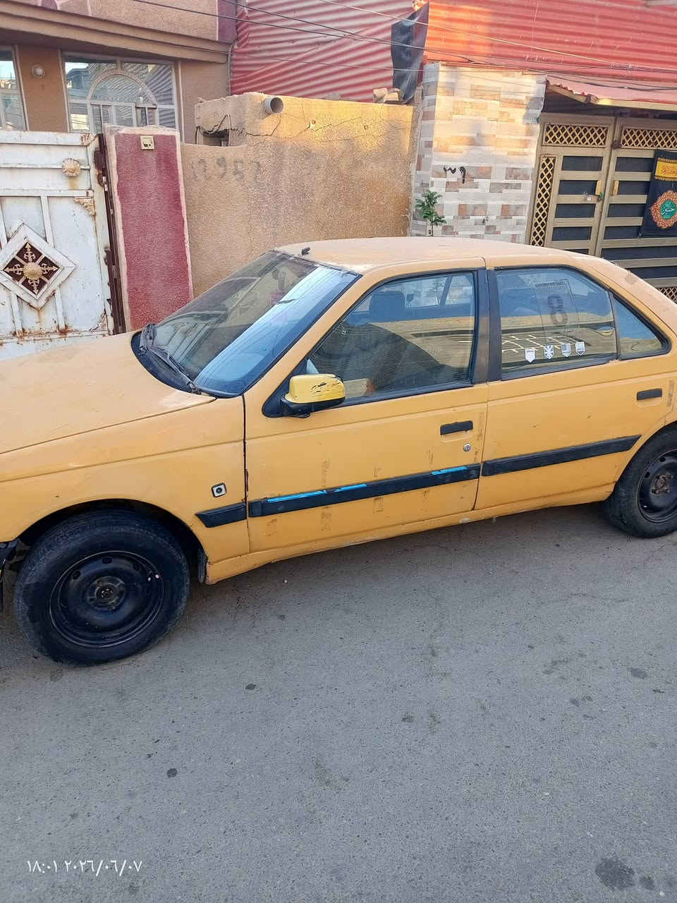سلام عليكم 
سياره بيجو جي ال كس للبيع سعر 18 بيه مجال حك جيه سياره يرادله ترتيبات بصيطه مصفره هيه و مرور سياره بسمي موديل 12
مكاني حسينية الراشديه 
رقم ***********

نص مكتوب في الصور:
- ١٨:٠٠ ٢٠٢٦/٠٦/٠٧
- ١٨:٠١ ٢٠٢٦/٠٦/٠٧