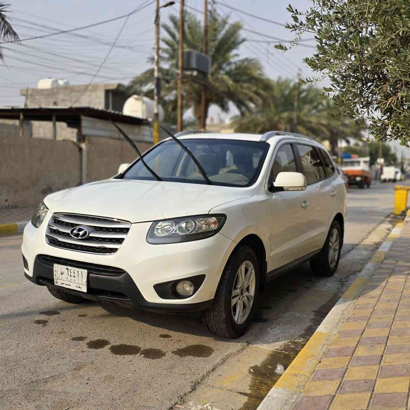 سنتافي 2012
السلام عليكم
سنتافي خليجي للبيع 
موديل 2012 محرك 4 /2400
7 راكب 
تبريد ثلاث قطع منظومه جديده كامله 
فول ما عدا البصمه 
ضررها بالعراق جاملغ عكس السايق 
تحكم ستيرن 
كامره خلفيه 
السياره نضيفه ما ناقصها شي 
السعر 130 
العنوان بغداد
*********** واتساب واتصال
