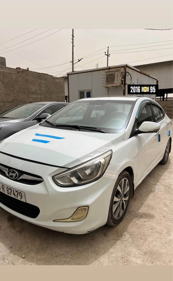 اكسنت 2016 خليجي فول مواصفات فتحه  محرك 1600 دوش رقم بصره انكليزي بيها دواير ورا وبنيد صبغ بدون ضربه كفاله من لحادث السعر 88 بيها مجال حك الجيه عنوان بصره مطيحه رقم صاحب السياره مكلف بل نشر
‭ ‭***********‬ البصرة, العراق

نص مكتوب في الصور:
- 2016 95