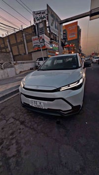 للبيع فروتلاندر 2025 شكل 26 فول مواصفات كشن كهرباء جنطة كهرباء ماشية 1...