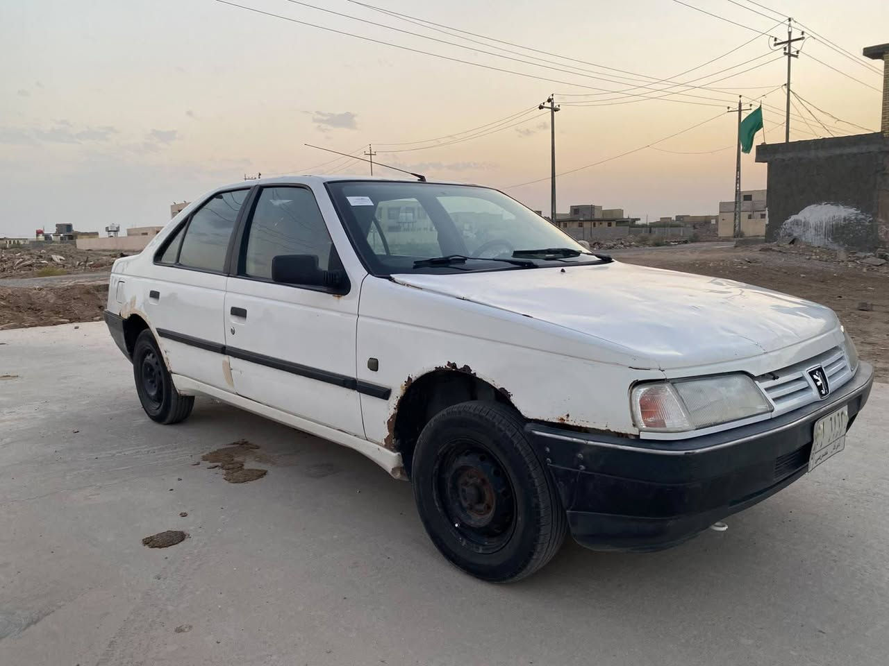 السلام عليكم
سياره بيجو روى موديل ٢٠١٠ سياره جاهزه من كل النواحي محرك ونجي ٤
سياره على الابلاد مامبدل بيه ولاقطعه
تخم تايرات حداديه جديده رقم ذي قار 
سنويه نافذه ٢٠٢٣
السعر ٢٣ وبيه مجال حك الجيه 
الاتصال ***********
