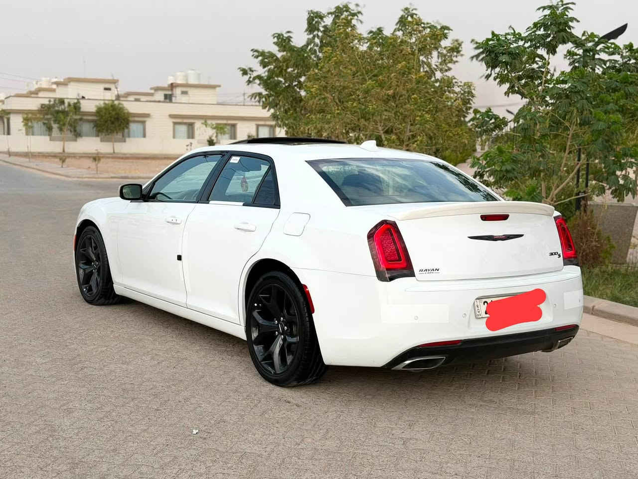 سلام عليكم
للبيع 
اوباما s300
موديل 2022
سياره كفاله عامه فقط دعاميه خلفيه 
بانوراما
بصمه ابواب
شاشه كار بلي 
كشنات حفر جلد s
دمام خلفي 
فول مواصفات
ماشيه 68 
سعر  310بيها مجال شي بسيط 
مكان السياره ديالى  
رقم شمالي تحويل وكاله جاهز 
اي استفسار ***********
