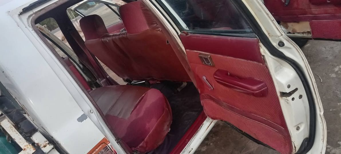 السلام عليكم 
بيكم موديل 91
محرك استندر كروسيده
گير نظيف 
اكسن نظيف
ويل 15
شاصي مكفول
استيرن باور
دشبول احمر
رقم بغداد بأسمي 
السيارة مكفولة من العيب الشرعي 
السعر 50 وبيه مجال 
ديوانية  .البدير
***********
