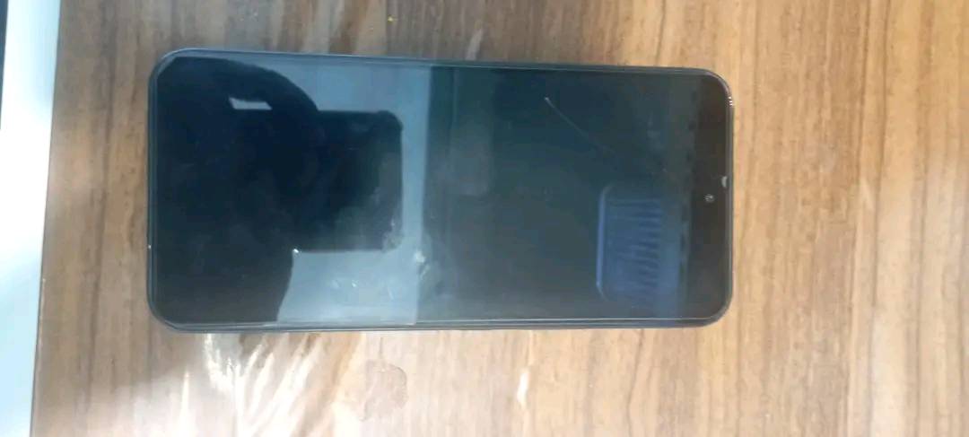 انفنكس gt 30 pro جهاز نظيف ما مفتوح بيه بس طخه بالشاصي موجوده بالصور والشخطوط الي عل شاشه هاي لاصق الحمايه الجهاز بسعر ٣٣٠ الف وبين مجال المكان بغداد_الشعب_الثعالبه للأسفسار واتس اب ***********