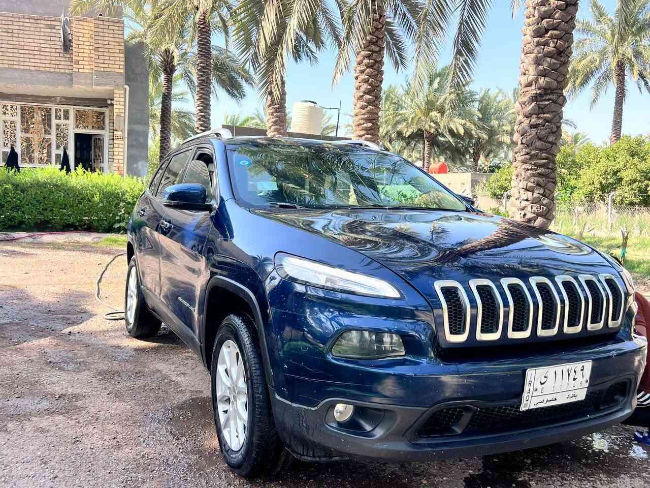 السلام عليكم جيب بزون موديل 18
حادث قطعتين 
فول موصفات رقم بغداد 
مكينه وكير جدد 
محرك 2400
حلوه سياره ناعمه مال بيت 
سعر 95 ترهم مراوس سوناتا انترا 
مكان بابل مشروع المسيب 
***********
