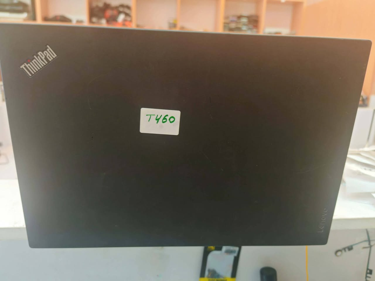 لابتوب 🛑 LENOVO T460⭕ بسعرفقط200 شاشه 15 فقطط ب200 لابتوب سلم 
🔘المواصفات 🔘
🟥حجم شاشة 15🟥معالج كور اي فايف جيل سادس
🟥رام  8GB كيكا DDR4   🟥هارد SSD 256GB    
🟥كرت شاشه داخلي انتل   4 كيكا 🟨دقة الشاشة فول HD
🟥باتري ليثيوم يوفر 4 ساعات ( ضمان يوفر ساعة فما فوق)
🟥كيبورد  عربي انكليزي 🟥ويندوز١٠ او 11
🟥منفذ USB3  عدد  
‎نضام وندوز 10 او 11 حسب الطلب💪
‎مع كافة البرامج الي يحتاجهه المستخدم🌺🌺
‎ملاحضة الابتوب مستعمل اوربي بنضافة 95%
‎ضمان عشرة ايام في حال وجد مشكله يستبدل في نفس الموديل 😘عشرة
واتساب فقط 7844515426
اتصال فقط‏‪***********‬‏
تلي كرام hw2lc
