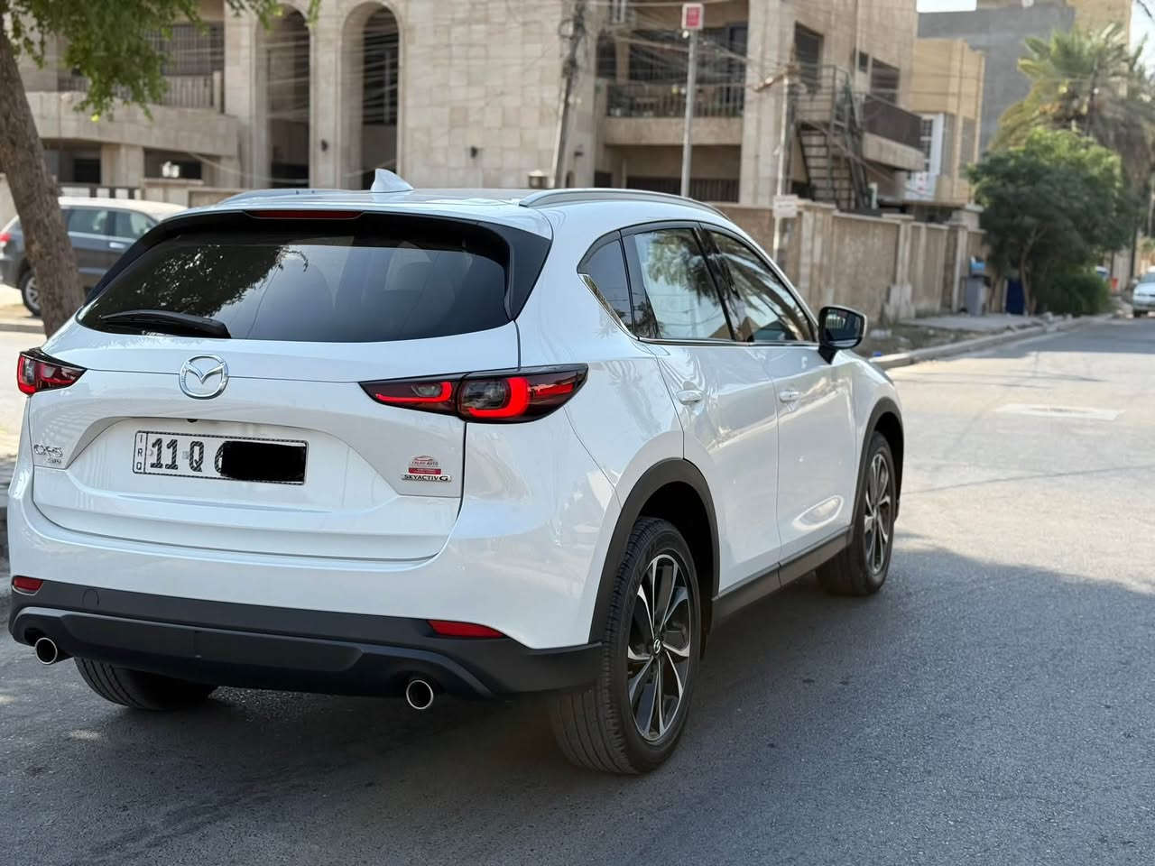 سلام عليكم 🌹
مازدا 2023 CX5
وارد أمريكي حادث جاملغ أو بنيد، إيرباك، استيرن، رديترات كلها بلادية.
مواصفات:
شاشة
كامره
رادار أمامي
نقطة عمياء
صندوك كهرباء
أوتو ستوب
ماشية 22 الف مايل 
محرك 2500
سلايت روف
رقم بغداد تحويل مباشر
نقص برغي، ما بيها جديدة
كير ومكينة كله مكفول
السعررر: 16,900$ أو بيها مجال
📍 العنوان: بغداد، نفق الشرطة
📞 ***********
