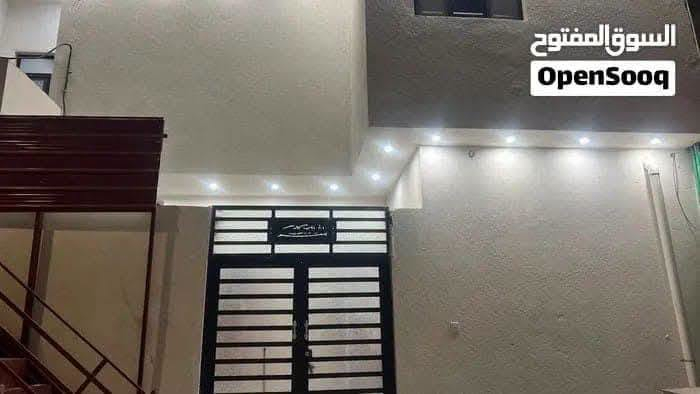 يعلن مكتب المرتضى للعقارات عن توفر
بيت حديث للبيع ، في الجمهورية ، قرب شارع المكاتب
طابقين ، بناء 2025
المساحة / 100 متر واقع حال 108 متر
الواجهة / 10 متر
يحتوي على شقة معزولة في الطابق الثاني
يحتوي الطابق الارضي على / غرفة وصالة واستقبال ومطبخ وصحيات مع غرفة في الطابق الثاني
تحتوي الشقة على / غرفة وصالة ومطبخ وصحيات
سعر البيت / 280 مليون

توجد لدينا عروض اخرى
للأستفسار الاتصال على الارقام التالية
قسم البيع / *********** - ***********
قسم الايجارات / ***********
نستقبل كافة العروض والاعلانات نشرها وترويجها مجانا
عنوان المكتب / الجنينة / الشارع المقابل جامع الكرناوي
