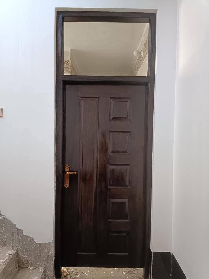 ابواب خشب تفصال حسب الطلب الخالص حي الجنود ***********
