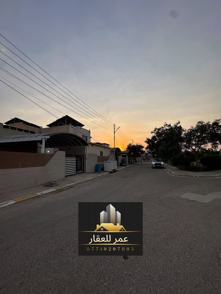 للبيع دار ركن ع 3 شوارع + حديقه + ملعب
( مجمع الجوهره )
مساحة 466 متر ركن 
الوجة /  40 متر 
طابق واحد ع حديقه و ملعب والفلكة مقابيلو 
 جاهز للسكن
يحتوي الدار على 
2 غرف نوم 
صالة استقبال
صالة وسطية 
مطبخ + كراج للسيارة+ مناور
حديقه كبيره
مجموعة صحيات عدد 2

للاستفسار الاتصال على رقم 
***********
