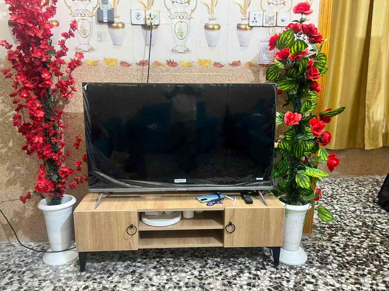 يوجد أثاث منزليه نظيفه وشرط شغل للبيع وبسعر مناسب للاستفسار الحر الصغير قرب جامعه أهل البيت مجاور روضه السنابل *********** يوجد لدينا كادر فتح وشد الغرف التركي والصيني وبسعر مناسب
