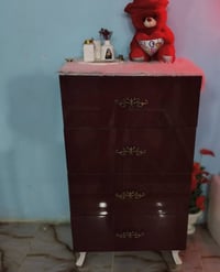 غرفه مستعمله قليل سعرها مليون بيها مجال 07804885546