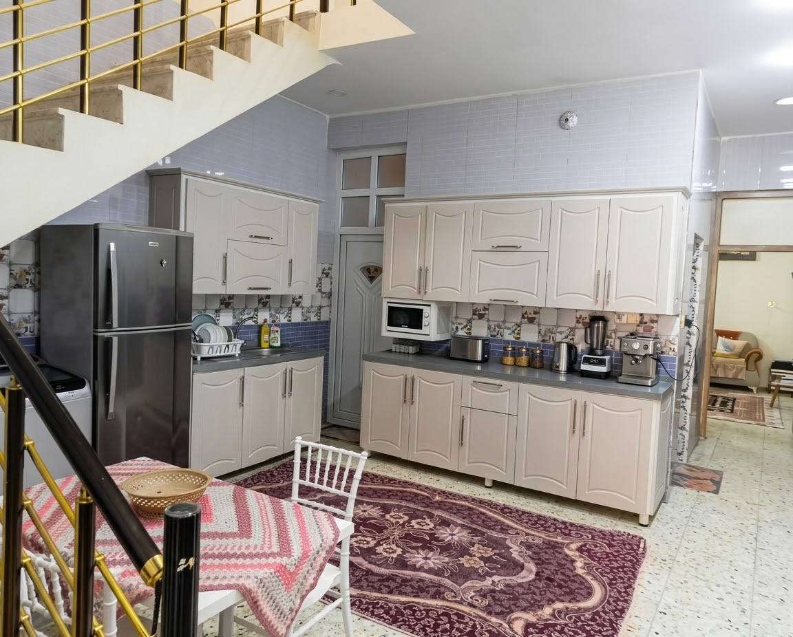 دار للبيع مساحة 100 متر  الواجهه 5×20طابقين ونصف يحتوي على 3غرف نوم وصاله واستقبال  البلديات زراعي  للاستفسار  ***********
