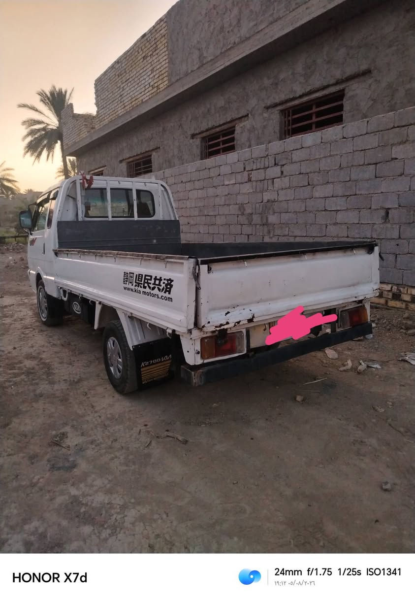كيا 95,    7جنكال  
كير ومحرك واكسل وحداديه  خير من الله تخم تأير مصبوغه عام السعر 47وبيه مجال حك الجيه 
بابل قضاء القاسم ***********
