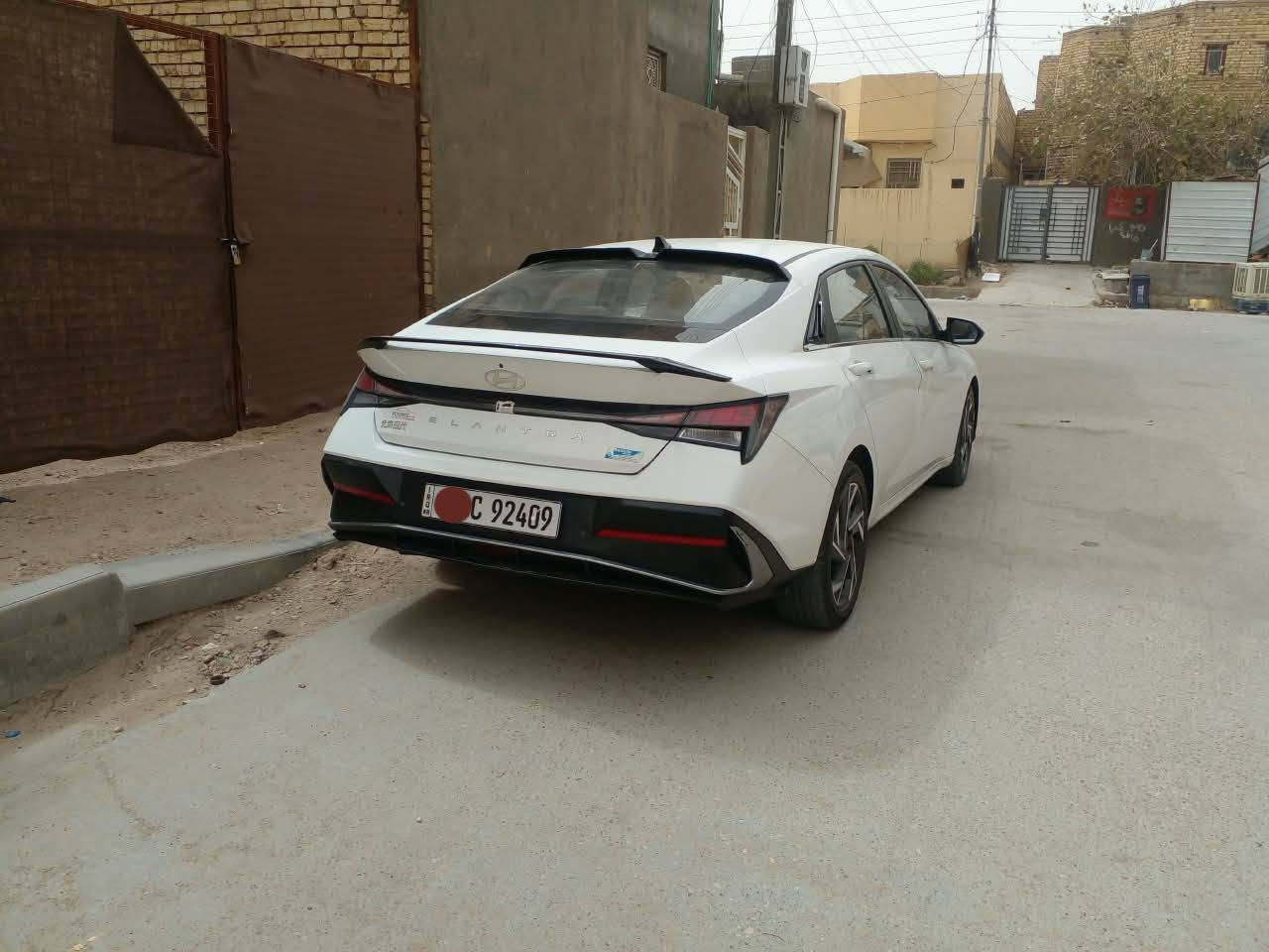 هونداي النترا كفاله عامة
موديل 2024
ماشيه 32 الف بوضع الزيرو 

المواصفات
بانورما
شاشه 
كامره
دشبول الكترونية
تحكم ستيرن فول
ويل كب
رادار امامي
رادار خلفي
رادار جانبي نقطه عمياء
تحديد مسار
تنبيه خروج عن المسار
اوتو ستوب
لد نهاري
لايتات عدسات
وبعض من المواصفات الاخرى
الكير والمحرك والسياره كفالة عامة
السعر 150$

للاستفسار ***********

الموقع الناصرية المركز
