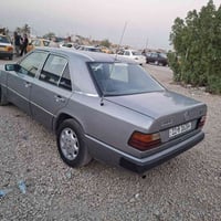 مرسيدس ديزل • موديل 1989 • رقم بغداد انكليزي