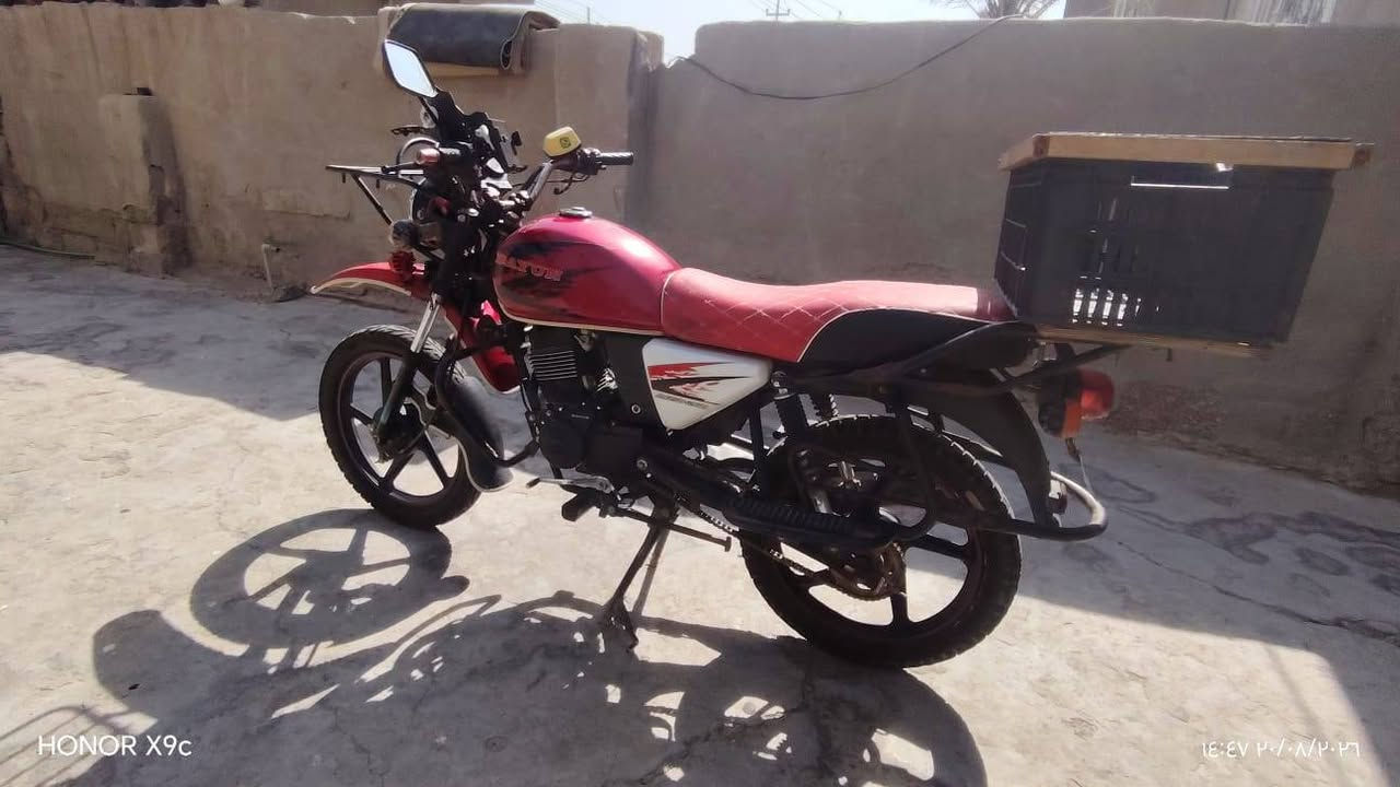 دايون مديل ٢٠٢٠ دراجه ماتصرف عليها ربع   مابيها نقص  سعر ٨٥٠ بغداد ناحيه الوحده قرب بسماية مامتواجد ع فيس هذا رقمي ***********
