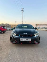 سلام وعليكم  كيا فورتي موديل2023مكينه 2.0 موصفات عاديه بيه جاملغ وبنيد...