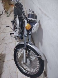 سكنر • مديل ٢٥ • اوراق