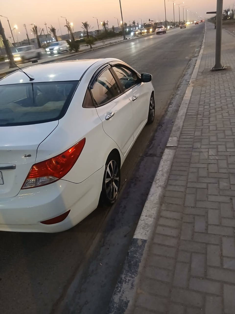 السلام عليكم
اكسنت خليجي موديل 2015

فول مواصفات 

مكينه 1600 دوش مكفوله من الفتح

(تبريد تخم تاير كير ومكينه مكفولات )

سنويه ل28 رقم دولي تحويل ثاني يوم

بيها رشات جماليه مكفوله من الضربه ..

العنوان البصره .
السعر 87 وبيها مجال قليل 
***********

مكلف بالنشر ....
