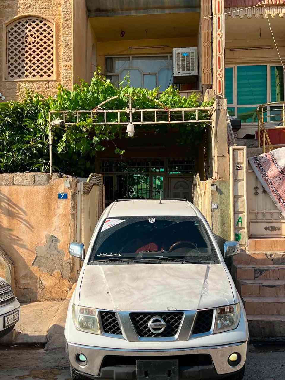 سەلام و حەلێک  nissan navara بۆ فرۆشتن
یەک دەرکەی لەی سەکنی ساردە کوتەکی گچکەی هەیە باقیدی هیچ نیە گێر و مەکینەش بەشەرت سەنوەی شتی هەموو نیویە بەناوی خۆشمانە بۆ زانیاری زیاتر پەیوەندی بکەن بەو ژمارەیە *********** Singapore
