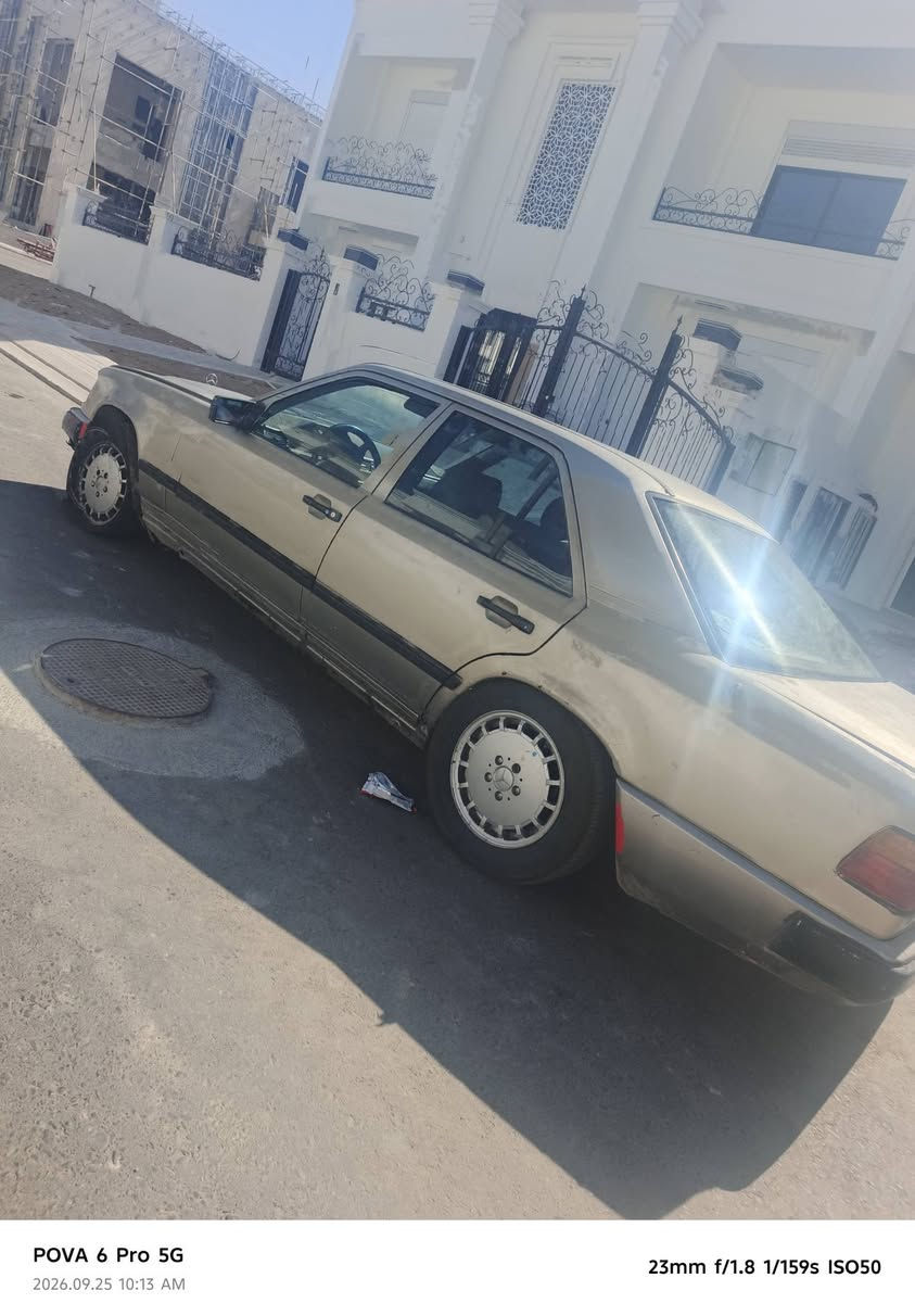 مارسيديس موديل 85 كير اتوماتيك كير ومكينة بطة 2500تخم تايرات جديد تبريد شغال مكان كركوك رقم كركوك *********** السعر 35 وبي مجال للطيبين

نص مكتوب في الصور:
- POVA 6 Pro 5G 2026.09.25 10:12 AM 23mm f/1.8 1/265s ISO50
- POVA 6 Pro 5G
- 2026.09.25 10:13 AM
- 23mm f/1.8 1/159s ISO50
- 2026.09.25 10:11 AM
- 23mm f/1.8 1/156s ISO50
