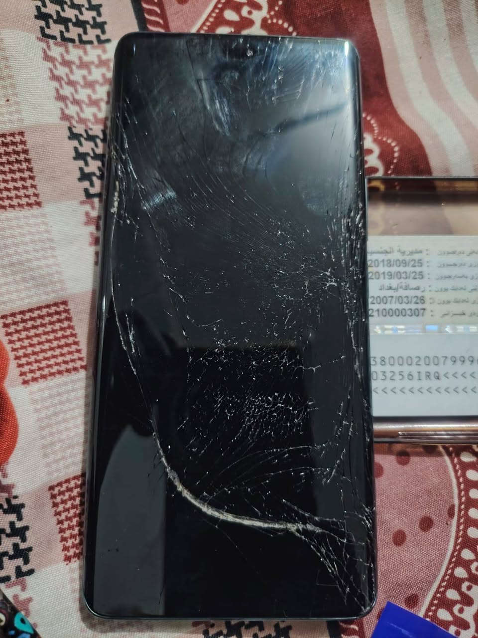 سلام عليكم هونر إكس ٩سي ذاكرة ٢٥٦ جهاز جديد مصار هواي من خذتة فقط وكع مني إنكسر بس ممءثر على ي شي سعر ١٦٠ قفل *********** بغداد مشتل
