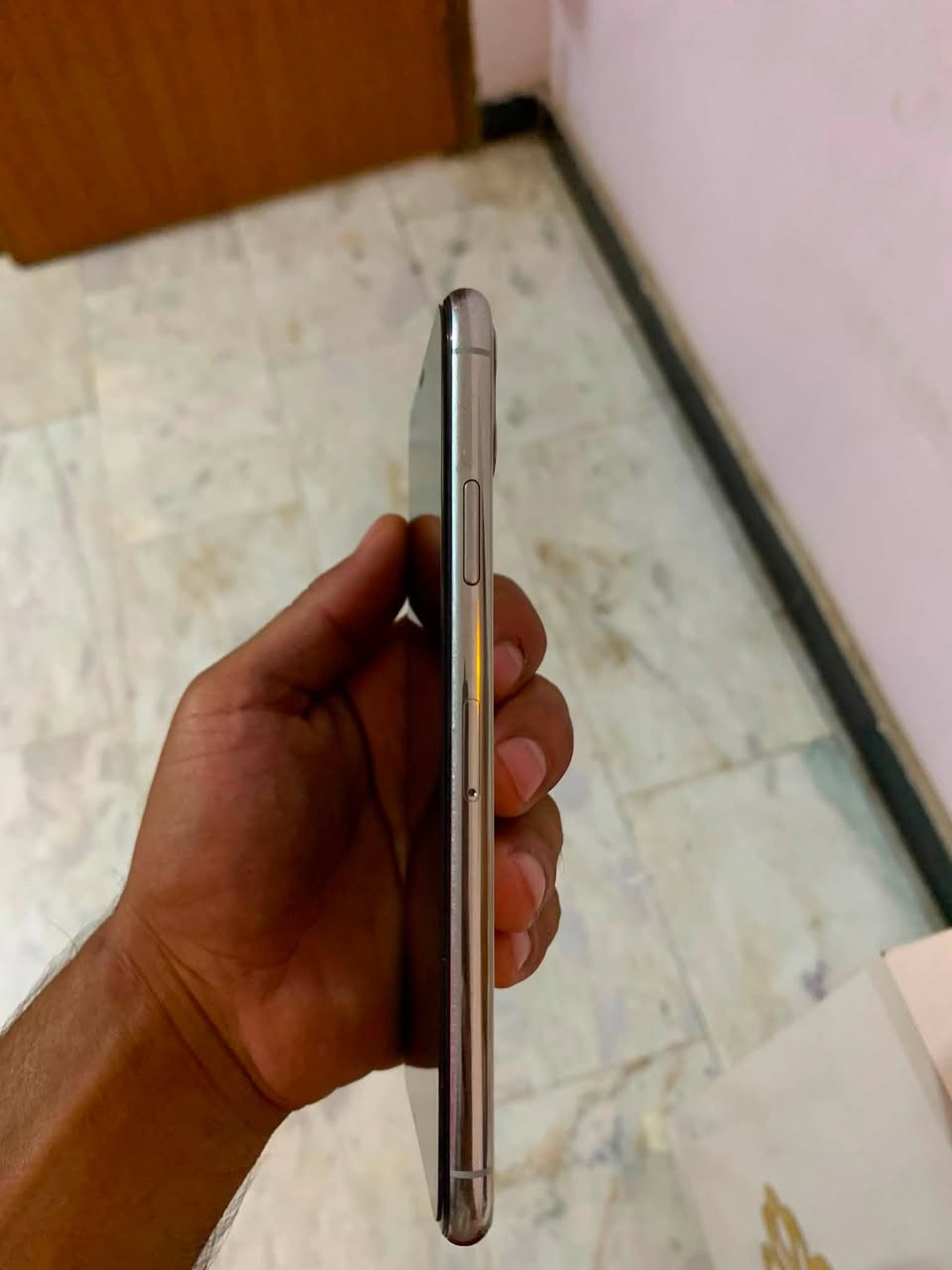 أيفون ١١ برو ماكس  نضيف لون ابيض ما مبدل بي اي شي  بطارية ٨١ ذكره ٢٥٦  

عنوان بابل ابي غرق باقي التفاصيل الاتصال على الرقم ***********
