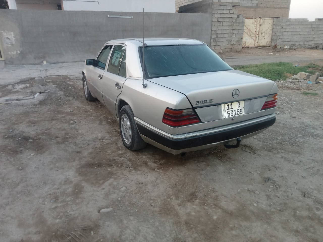 مارسدس دب موديل89 محدثه سياره خارج دخل نظيف مكينه بطه مكينه كير جدد سياره جاهزه من كلشي كهربائيات كله شغاله بيع اومراوس مكانه ديالئ شهربان  (سعر48)***********
