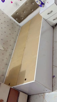 جربايه نفر  تفصال  بيهه مخزن خشب ثقيل عدد ٢ للبيع ثنينهن ب ١٤٠ بغداد ا...