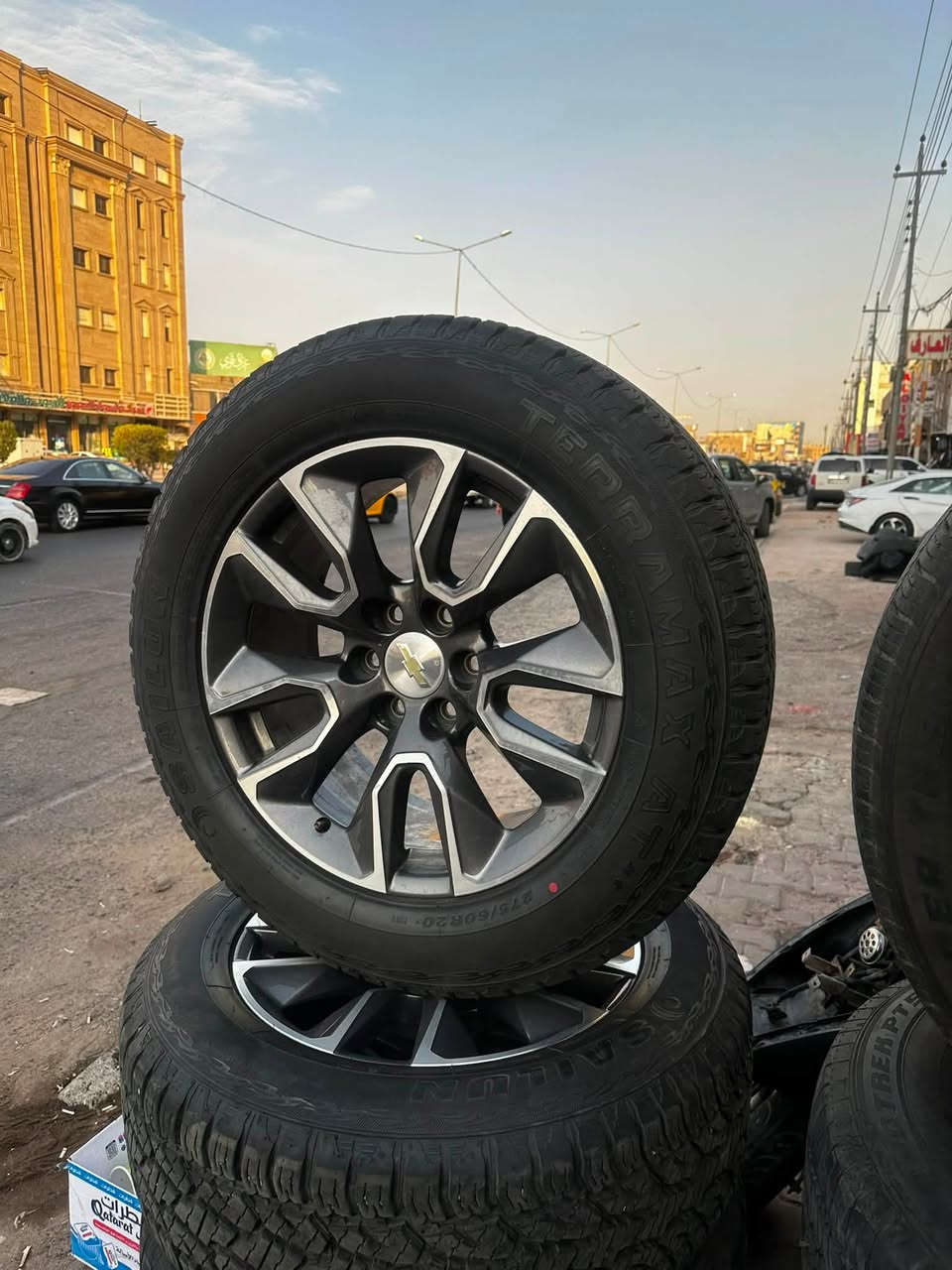 سلام عليكم
متوفر ويلكب تاهو يوكن حجم 18 و 20و 22

عنوان بصره شارع التجاري مجاور فرع تيسير 

موجود مراوس و بيع 
***********
