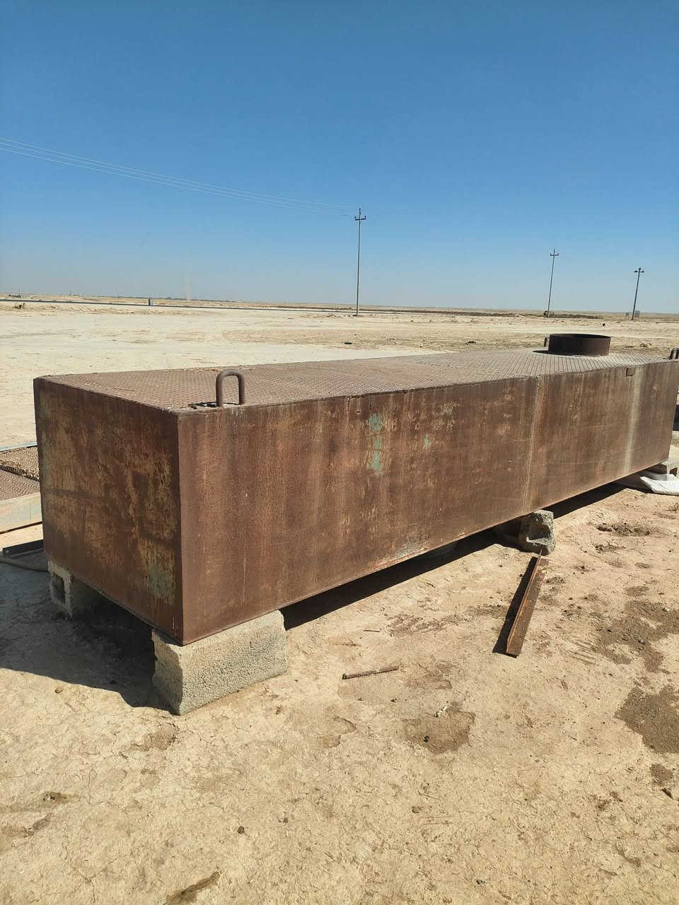 للبيع تانكي بطح حديد ثقيل تانكي نضيف المكان ناحية تل عبطه للستفسار الاتصال ع الرقام التاليه 
ه‍: ***********
ه: ‍***********
