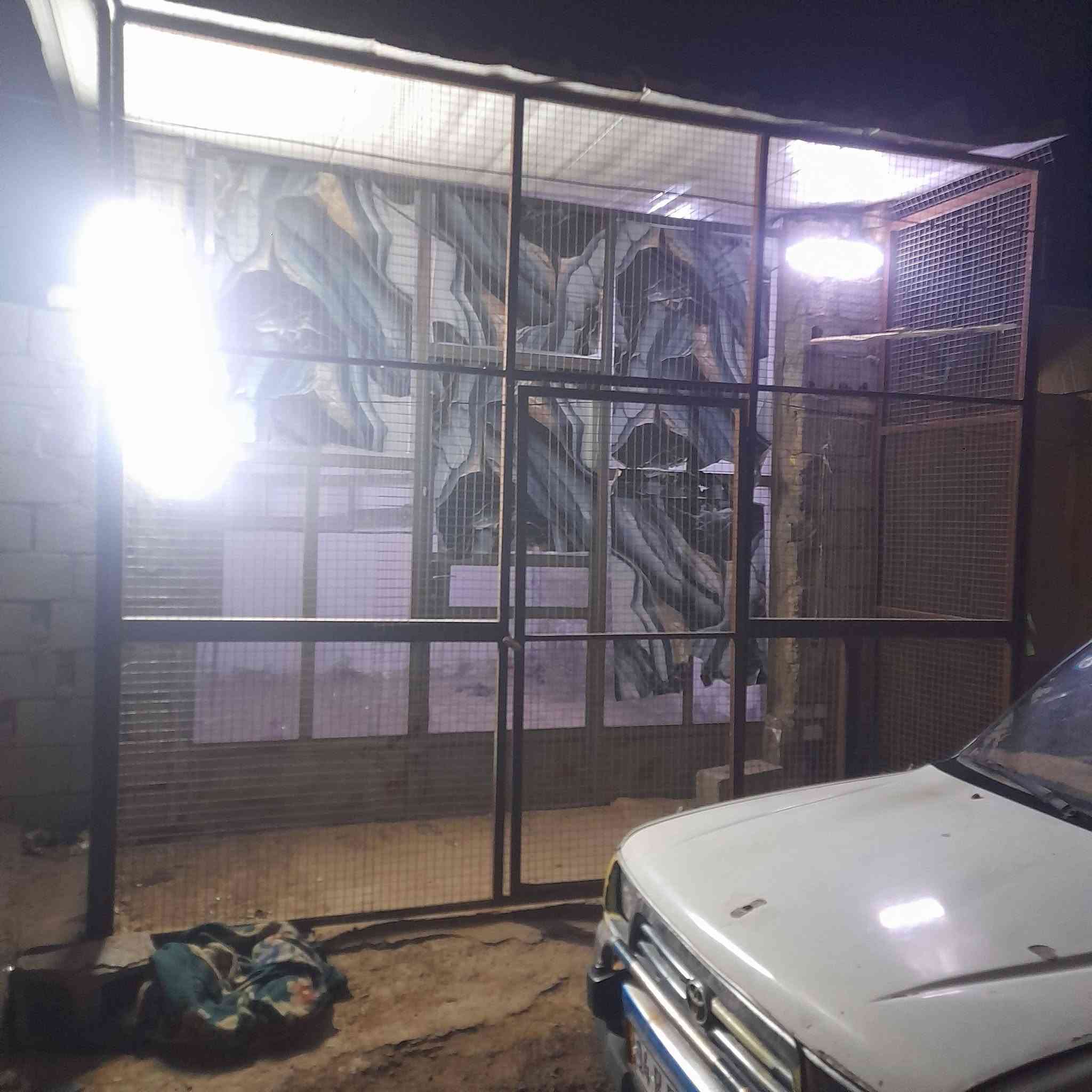 جام خانه مع مشبج للبيع 3ٻ3
جديدات وتفصال مفصلهن ب 500
اتصل ما متواجد خاص 
***********

