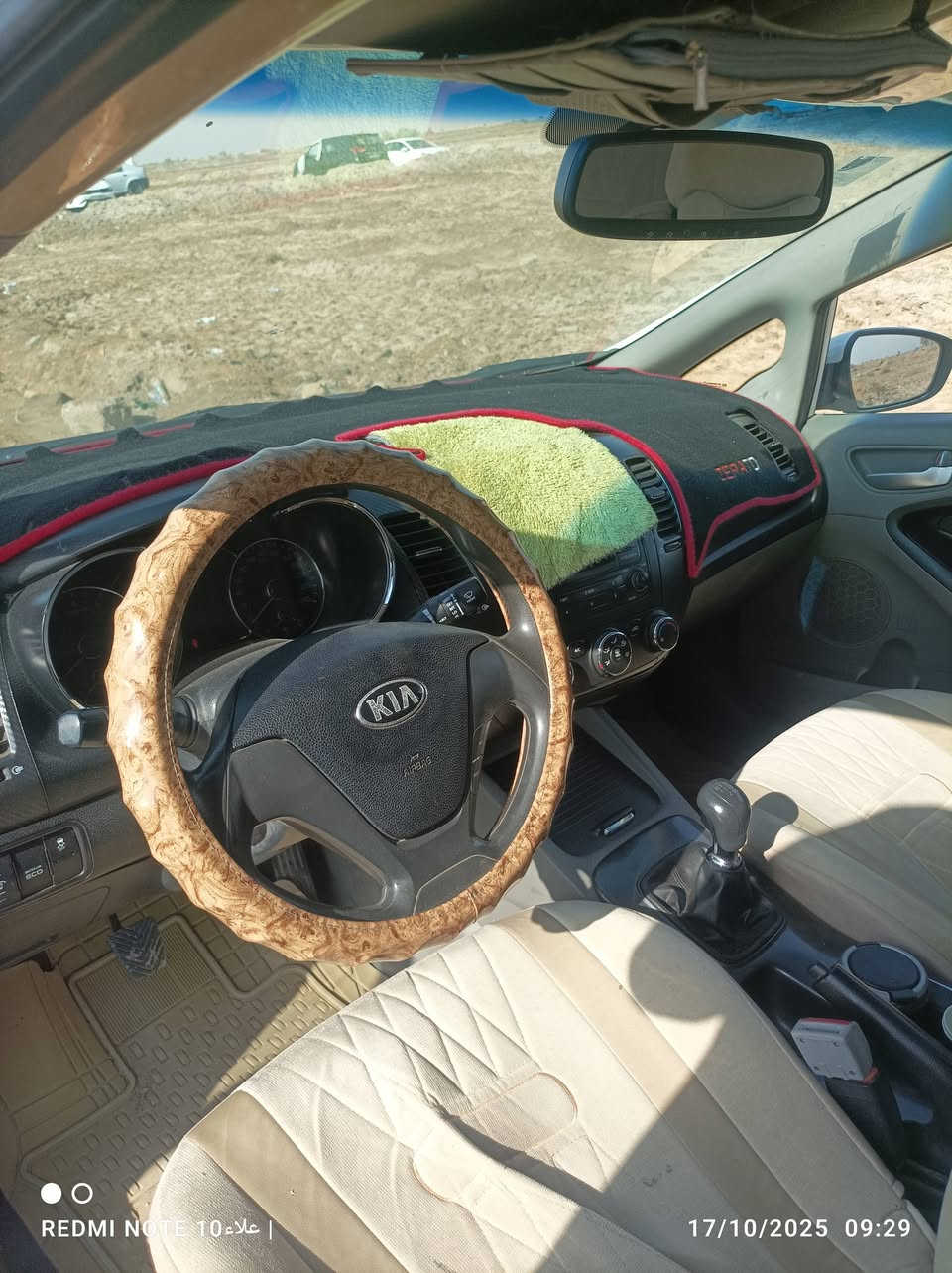 كيا سيراتو موديل 16 رقم مثنى گير عادي محرك ١٨٠٠ مامفتوح برغي بيها دحچات  بسيطه كلش الدعايه الاماميه يرادلها تبديل تجي وتفحص وين ما يعجبك السعر 105 مكاني الرميثه واي استفسار اتصل ***********
