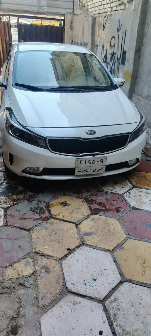 سيراتو موديل 17 خليجي رقم سليمانيه تحويل وكاله مضمونه سياره بيه سونار مكفوله من اي داخل سيارة جديدة مكينه كير حداديه تبريد مكفولات سياره مابيه اي نقص السعر 103 قفل قفل 
مكاني نجف 
الرقم ***********
