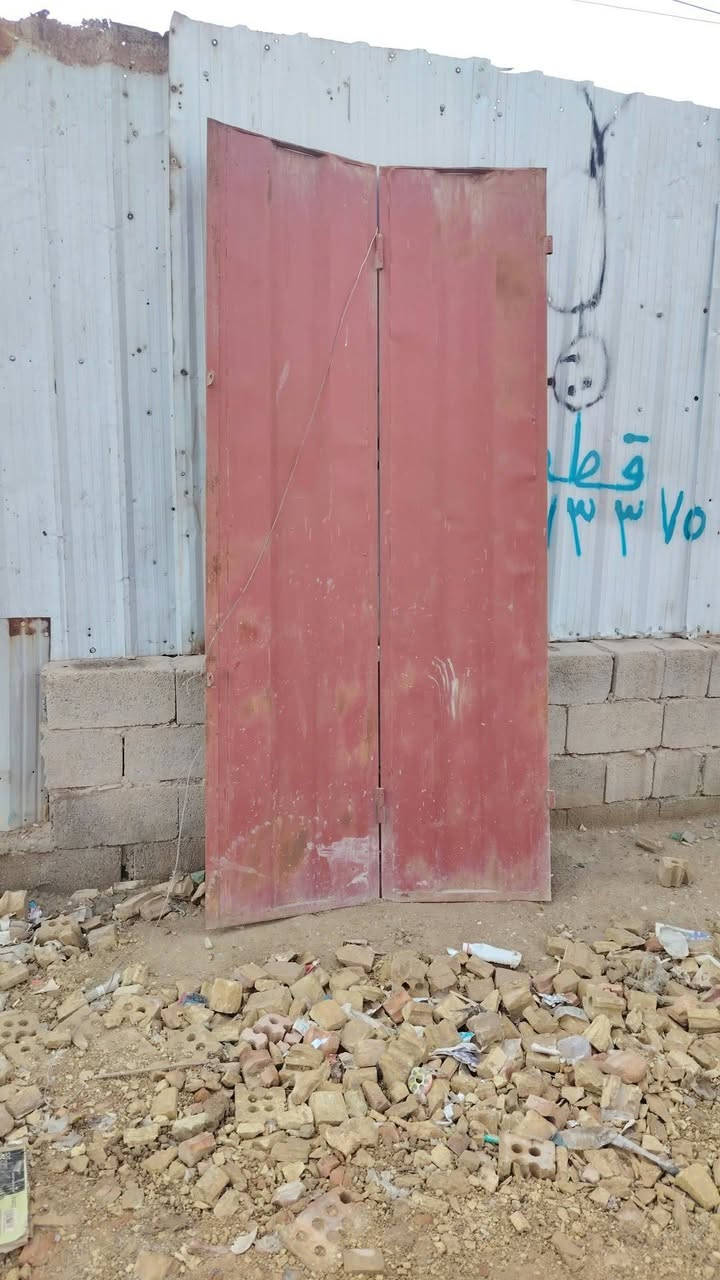 باب سلايت • نظيفات • ٢٫٥×٢٫٥م