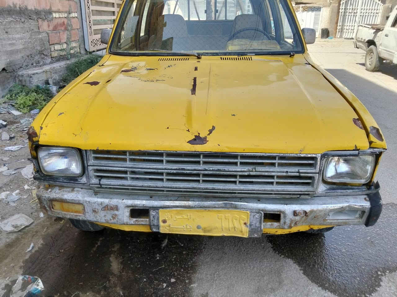 سلام عليكم بيكم 82سياره حلوه معمره السعر 17وبيها مجلا مكان بابل المسيب***********
