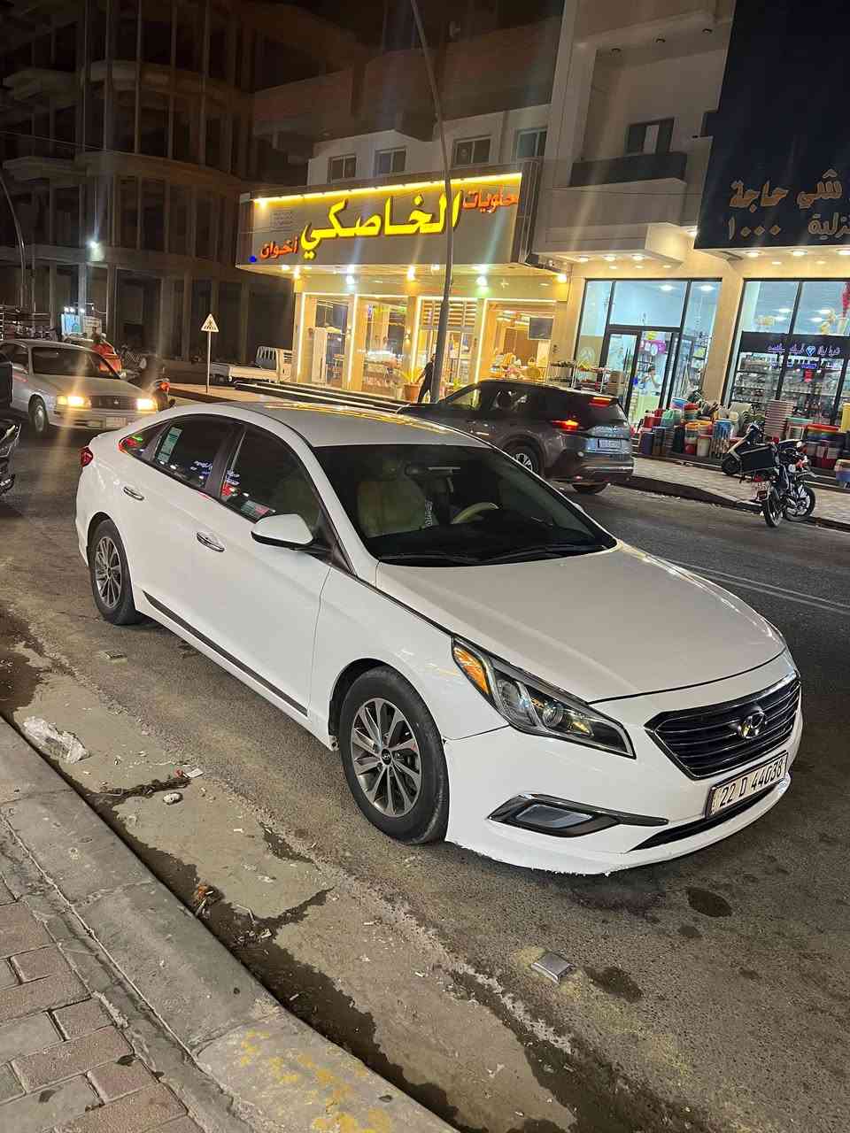 السلام عليكم
سوناتا 2067  وارد امريكي
حادثها جاملغ وبنيد 
محرك 2400 GDI
رقم اربيل 
شاشه كبيره 
كشن مخمل 
مانع انزلاق 
مثبت سرعه 
كامره دوراه
وباقي المواصفات المعروفه 
السعر$ 110
لانبار الرمادي 
للاستفسار 
***********
