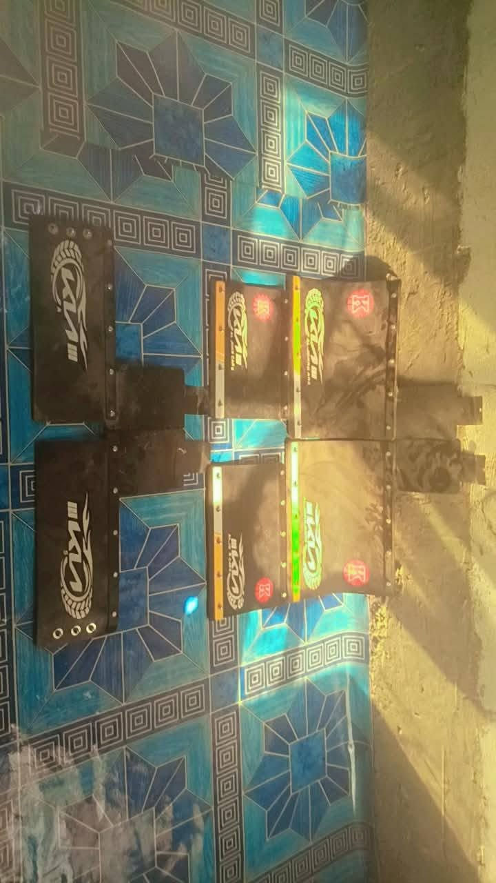 غراض مال فحل للبيع كلهن ب200قفل رقمي بي بس وات ساب***********
