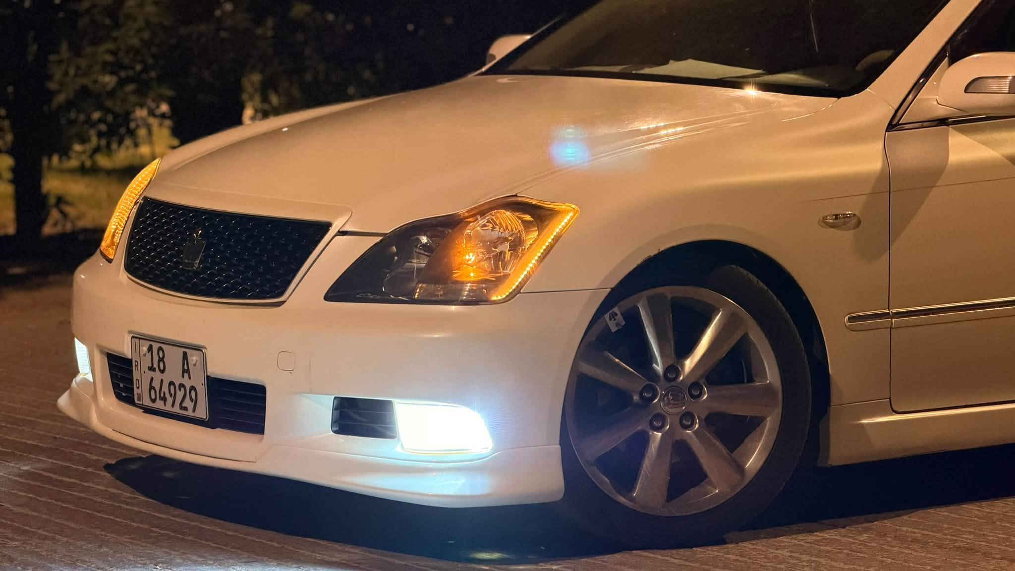 الصدفي. وقرار 102 🤍
للبيع كراون شاهينه 
(سياره جديدة  كلش )
تحوير فوك امارات وجوه نجف 
دشبول أمارات جديد 
رقم نكليزي بابل  مشروع وطني اصولي تسجيل جديد قرار 102 
وتسجيل لاول مره  سنويه جديده ونافذه لنهايه  2031  تحويل ثاني يوم بسمك   
مديل. 2004. اصل ~~~
كفاله عامه من كل شي 
مكينه وكير وحداديه كارتون 
تئدفه تبريد خلفي وأمامي كله جديد وجاهز 
تخم تأير جديد 
السياره ما عايزه برغي 
مكينه الجبيره كير. 6. نمر 
♕  المواصفات ♕
@. 3  دكم  : 
@شاصي 82 
@ستيرن كهربائي 
@ستيران صاج اصل 
@نضام ترحيب عند الاقتراب
@مري شفط بلاد
@جي بي اس خرائط 
@تحكم  خلفي كامل بلصوت و التبريد 
@شاشة كبيرة  
@ويل كب  دنك بلادي   
@سيدي جنجر خزن 
@كامره خلفيه دواره 
@برده خلفي 
@بردات صفاح 
@مثبت سرعه 
@حساسات خلفي وامامي بلاد
@كشنات كهرباء 
@دمام خلفي 
@ويل 18 بلادي 
@ نيكل باب اصلي
@ قواعد ارقام اصليه 
@لايت زنون بلاد 
@تبريد خلفي 
@مري إشاره + ترحيب اصلي 
@غرفة بيجي  وصاج ملكي 
@تحكم استيرن جهتين 
العنوان : النجف الأشرف 
(***********) 📞☎️
💵السعر   158.  مع مجال بسيط 
مكاني نجف. ل اتصال 📞 
***********. ليث حازم
