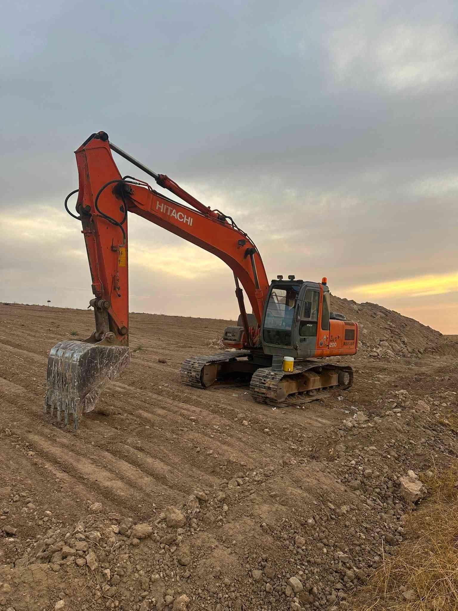 مركبة • بدون تفاصيل