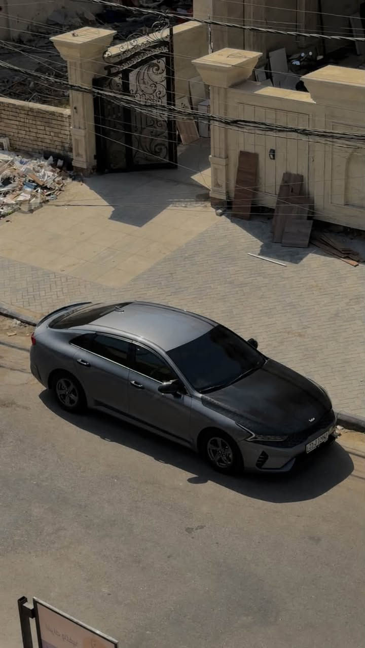 بسم الله الرحمن الرحيم 
للبيع KIA K5 2021 
ضرر بسيط (بدون ايرباك)
صور الحادث مرفقه 
ماشيه 59 
كير مكينه تبريد بحالة الوكاله 
جام السياره كامل مغلف عازل حراري 
البنيد مغلف كاربون فورجد
مطريات /مري باتمان/ يدات ابواب اسود
انارة دشبول led 
جاهزه السياره بدون نقص 

للاستفسار 
***********
متوفر واتس اب
