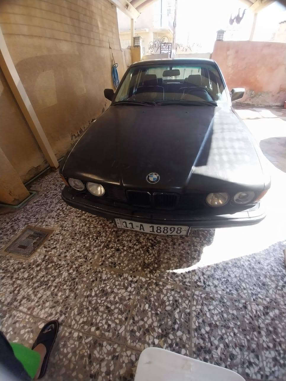 1990-735
كير 
مكينه 
حداديه 
تبريد 
تخم تاير 
سلايت 
داخل جلد 
سلايت 
منضومه زنون
كشنات كهرباء 4جامات كهرباء 
سنويه لل2030 
رقم بغداد وبسمي مصفره غرامات 
مكان حله نيل 
***********
37وبيه مجال قليل حط جيه او مراوس بتكسي ويطي فرق
