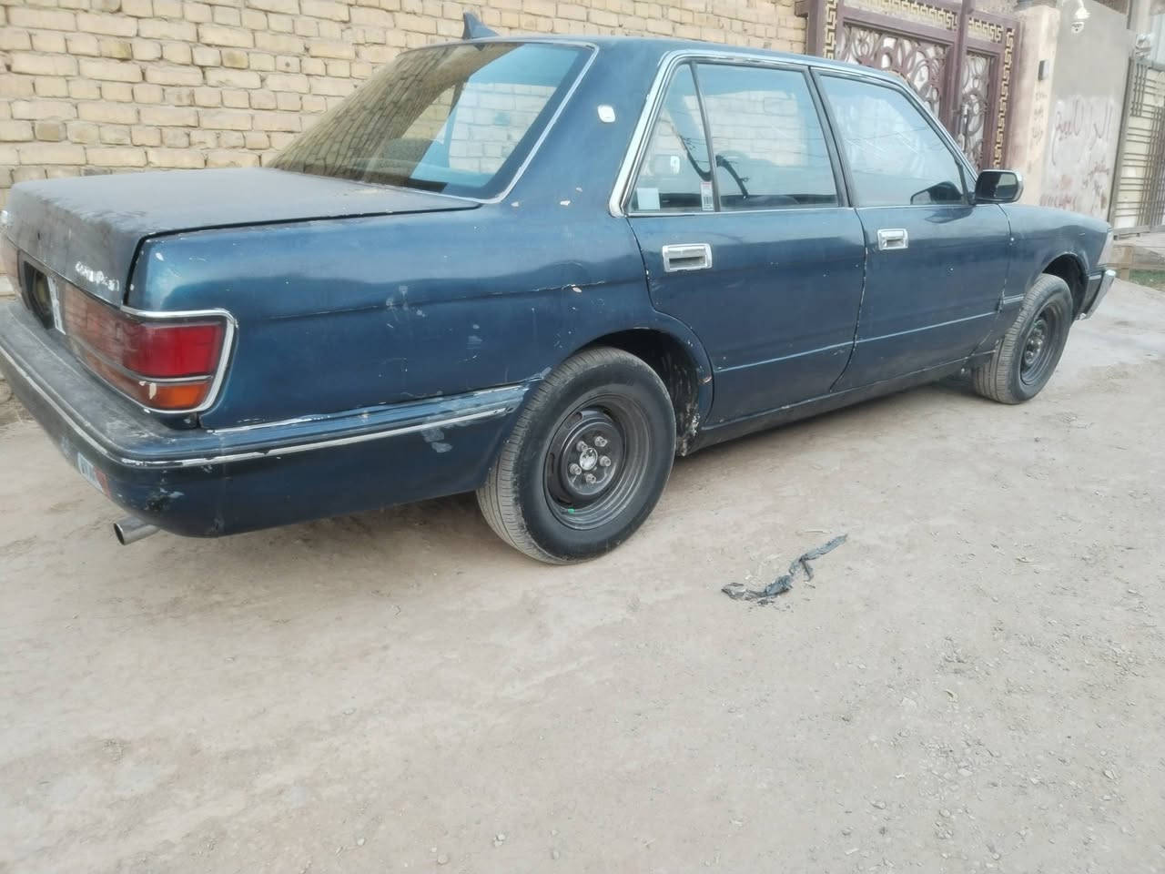 كراون سيدان • ١٩٨٨ • رقم ناصريه