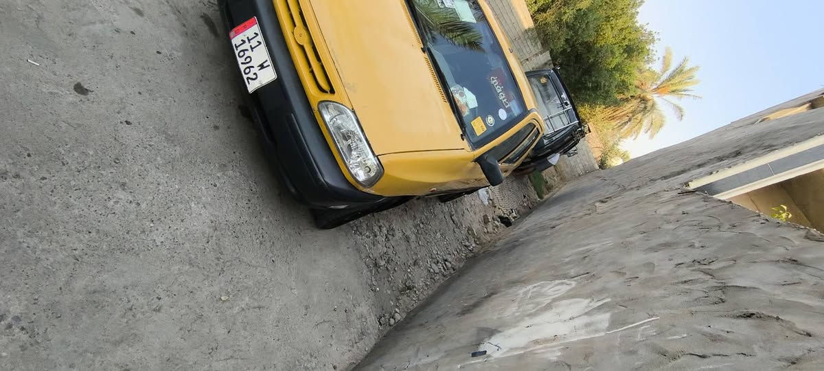 سلام عليكم سايبة موديل 2015سيارة كير ومكينة مكفولات شواصي مكفولات سياره مابيه ضربه تخم تاير رقم جديد سنويه بسمي ل31مشروع وطني تحويل ثاني يوم سعر 30وبيه مجال حك جية ومصفره هيئة وغرامات صارلي سبوعين من محوله ومشتريه وبغداد جسر ديالئ ل قديم ***********
