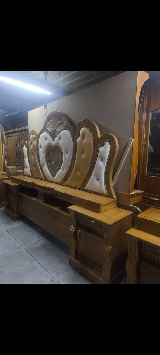 للبيع غرفة أم 5، صاج تزكام أم 6، نضافتها 95 
• صاج داخل وخارج
• زاوية بابين
• شغل حديث ومرتب
• غرفة ثقيلة مو خفيفة

📍 العنوان: ميسان
📞 للتواصل واتساب أو اتصال: ***********
