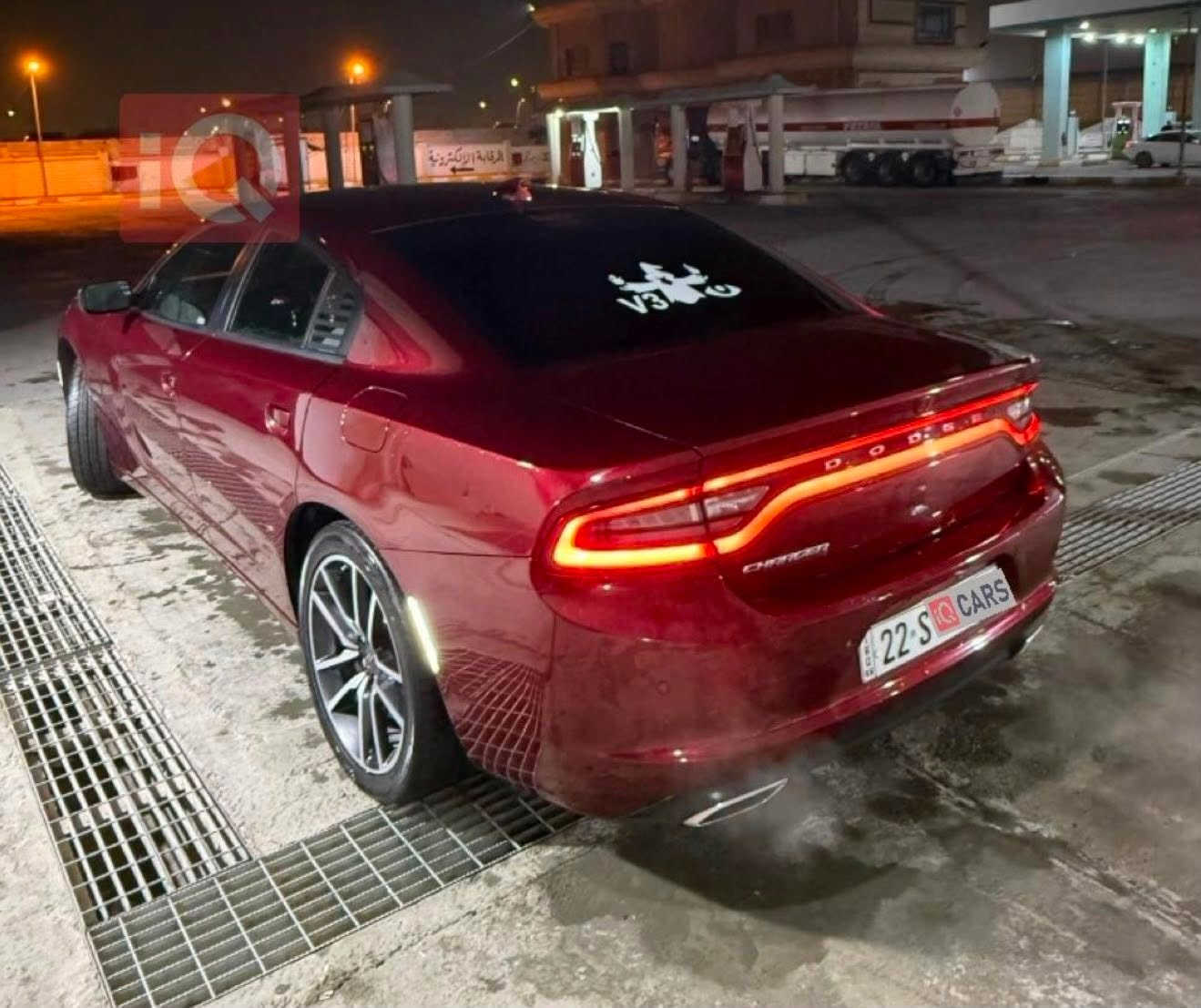 تشارجر  23  نظيفة  ماشية 39  الف كيلوا متر 
رايدها ب 280
هذا رقمي. ***********
