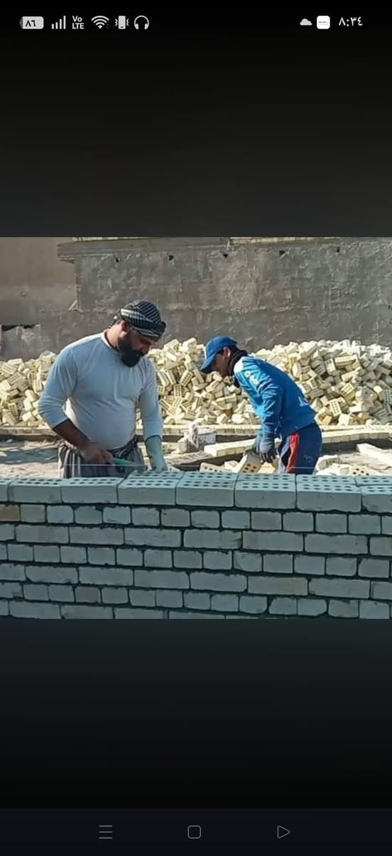 خلفه بناء طابوك بلوك فرمستون تطبيك ارضيات وعكاده ترميم تصعيد مواد شغل درجة اولى ***********

نص مكتوب في الصور:
- 🔥😮 الحجي @user2327321573716
- @user2327321573716