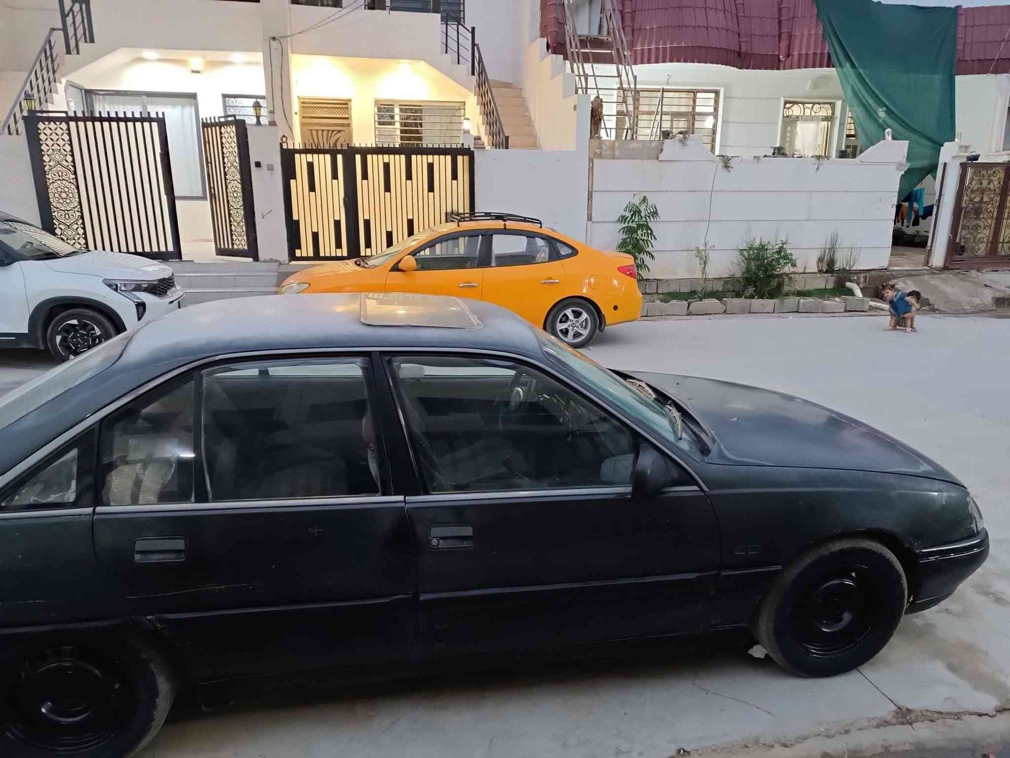 سلام عليكم من رخصه الادمن عرض سياره وبل وميكا موديل 89 رقم كركوك مشروع وطني سنويه ل 27 كير محرك شرط حداديه دبلات كهربائيات كلها جاهزه محرك 20شرط التحويل والغرامات تستلم ارقام انكليزي السعر 18 وبيها مجال الشراي مكانها كركوك رقم ***********
